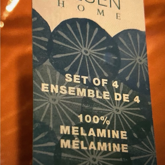 Sigrid Olsen Set of 4 CLAM Shell Melamine Bowls Dishes Salad Dessert NEW - Picture 2 of 3